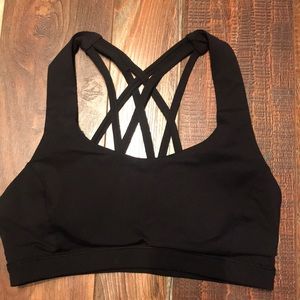 Lululemon free to be serene bra size 4